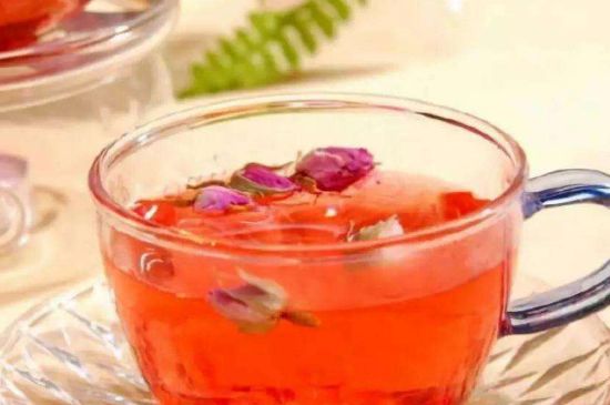 蜂蜜泡茶葉的副作用，蜂蜜泡茶葉有什么禁忌