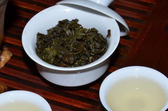 烏龍茶沖泡時(shí)間是多久，怎樣泡烏龍茶