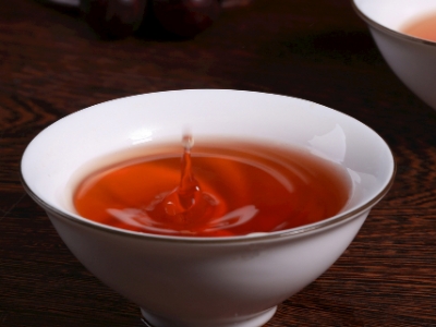 女人長(zhǎng)期喝紅茶好不好，女人喝紅茶的功效