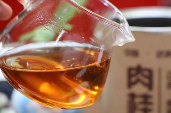 女人喝肉桂紅茶有什么好處，肉桂加紅茶的功效與作用