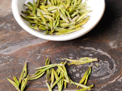 白茶品質(zhì)如何區(qū)分，白茶的優(yōu)劣質(zhì)量辨別方法