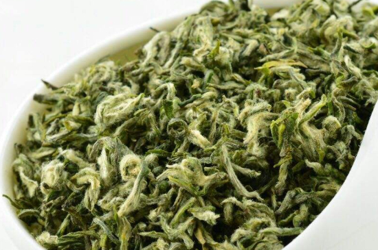 真假碧螺春泡水后區(qū)別，蘇州洞庭碧螺春怎樣鑒別好壞？