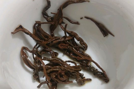 茶葉過期5年了但沒開封，茶葉放久了能喝嗎