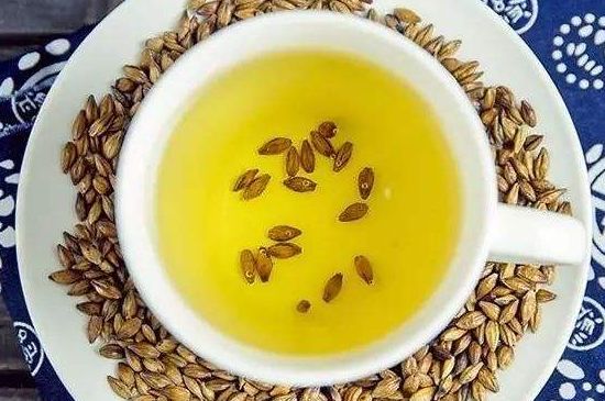 飯店喝的聞起很香的茶，餐館里的蕎麥茶還是大麥茶？