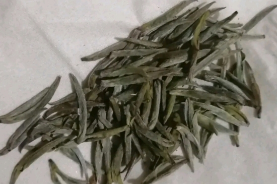 過期茶葉的八大妙用，過期的陳茶葉還能干什么用？