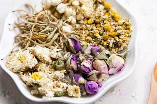 祛濕最有效的泡花茶，濕氣重適合泡什么花茶？