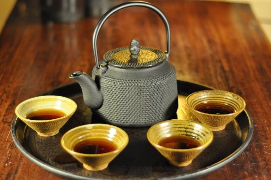 鐵壺生銹了怎么處理，如何防止鐵壺生銹