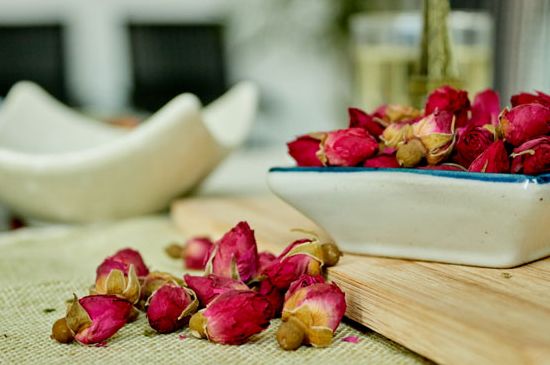 干玫瑰花泡水放幾顆，玫瑰花泡水一次放幾朵？