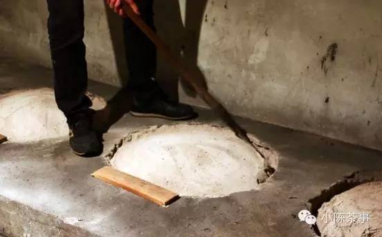 怎樣炭焙巖茶？揭秘武夷巖茶的炭焙技藝