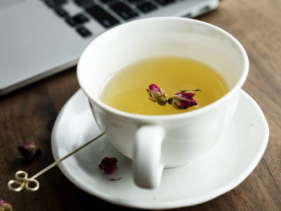 玫瑰花茶能豐胸嗎，天然豐胸花茶