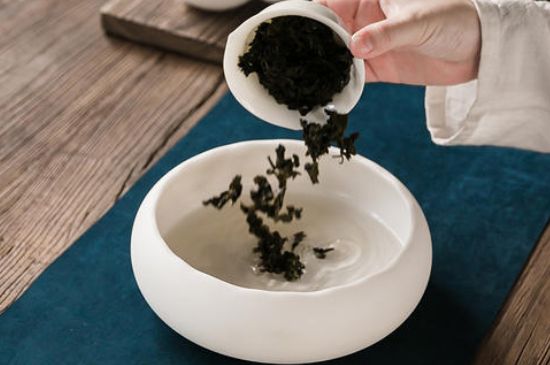 茶洗與茶盂區(qū)別圖片，怎樣使用茶盂和茶洗