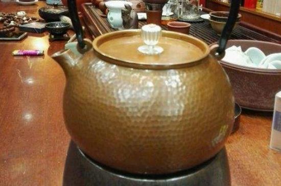 用銅壺燒水有什么禁忌，銅壺煮水的兩大忌諱和好處