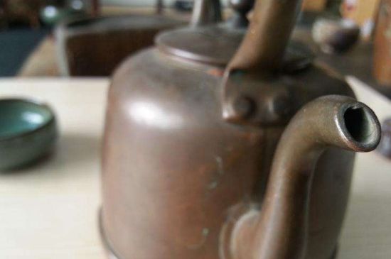 用銅壺燒水有什么禁忌，銅壺煮水的兩大忌諱和好處