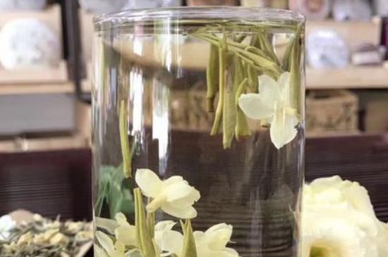 茉莉龍珠保質(zhì)期多長(zhǎng)時(shí)間，茉莉龍珠茶放幾年了還能喝嗎？