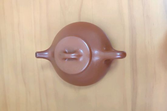 正宗紫砂壺多少錢一套，一套正宗宜興紫砂壺什么價格