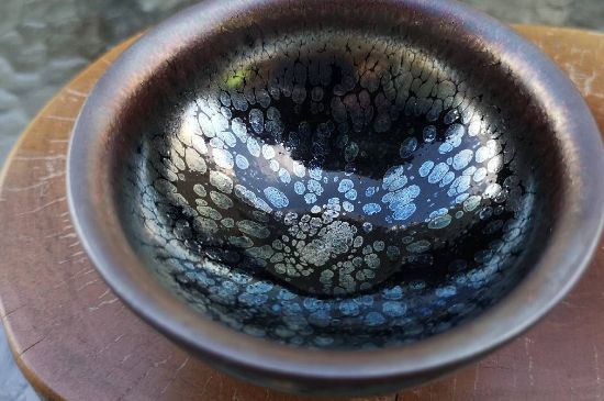 化工建盞是什么樣子的，建盞如何區(qū)分化工釉