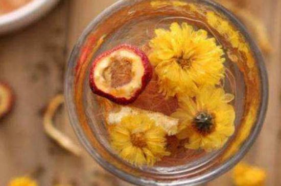 祛濕氣雙花茶，喝什么花茶祛濕氣排毒養(yǎng)顏