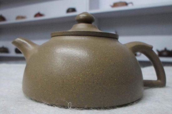 紫砂壺密密麻麻黑點(diǎn)，布滿了很多小黑點(diǎn)的紫砂好嗎