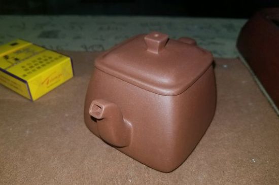 手工紫砂壺和模具壺有什么區(qū)別，快速鑒別手工壺模具壺