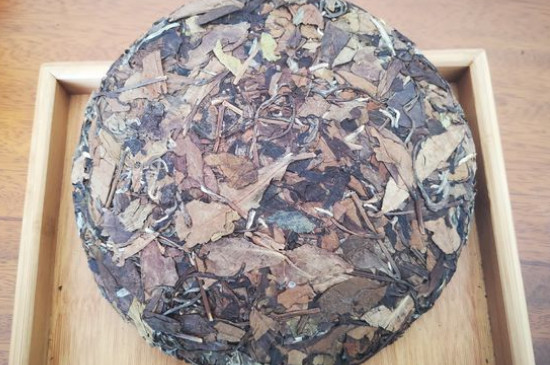 新舊白茶怎么區(qū)分，怎么分辨白茶是新還是舊