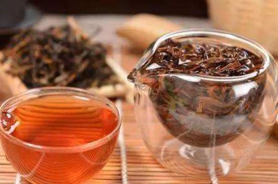 綠茶加重濕氣？濕氣體質(zhì)寒的人能喝綠茶嗎