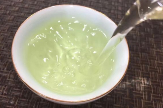 什么茶葉喝起來超級香，什么茶泡出來滿屋濃香?