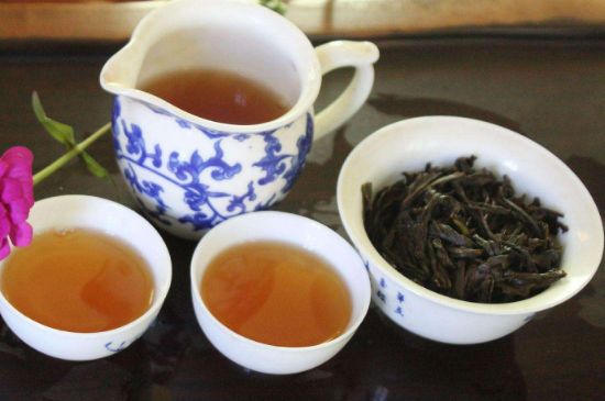 大紅袍四大品種有哪些，大紅袍的種類和著名品種特點(diǎn)介紹