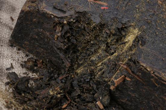 黑茶茯茶保存五大忌，茯茶收藏的注意事項(xiàng)