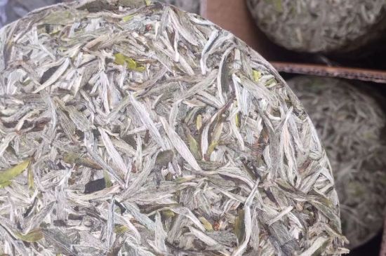 7年壽眉和2年白牡丹哪個(gè)好，老白茶壽眉與白牡丹的口感區(qū)別