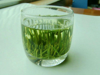 竹葉青茶怎么樣，檔次較高味道略苦價(jià)格比較貴