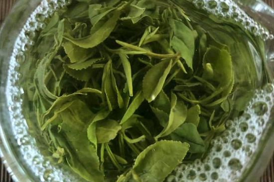 綠茶放了三年還能喝嗎，綠茶放久了喝了會怎樣