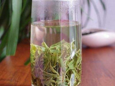 竹葉青和毛尖的區(qū)別，竹葉青和信陽毛尖哪個好？