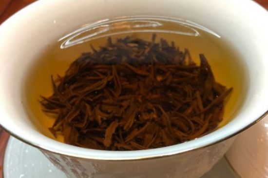 女人晚上喝紅茶好嗎，女人紅茶啥時(shí)候喝最好？