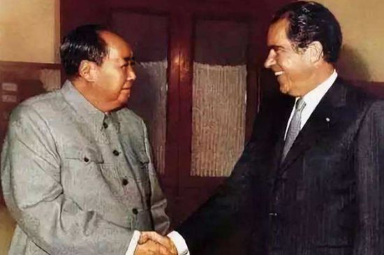 母樹(shù)大紅袍給誰(shuí)喝了，為什么母樹(shù)大紅袍叫三棵六株？