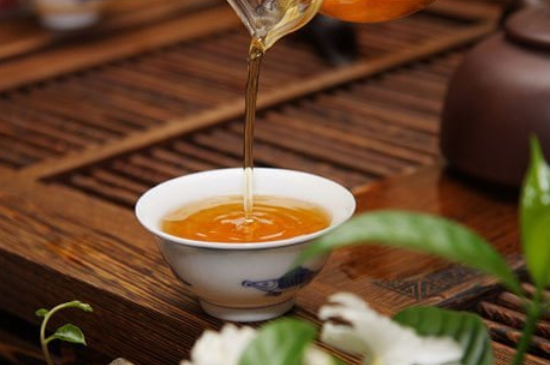 什么茶葉喝起來超級香，什么茶泡出來滿屋濃香?