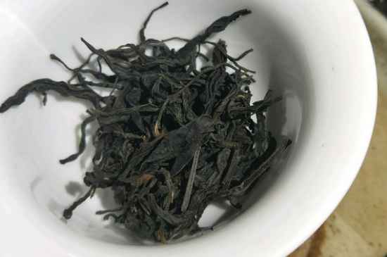 正山小種適合女人喝嗎，女人經(jīng)常喝正山小種茶好嗎