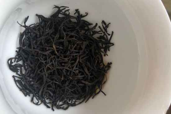 正山小種第一泡要倒掉嗎，正山小種能沖幾泡