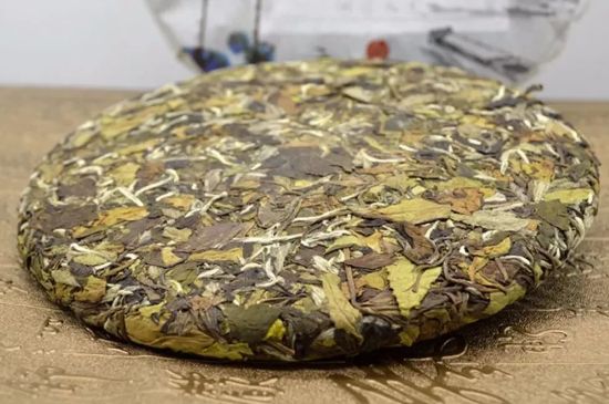 怎么撬老白茶茶餅不容易碎，福鼎白茶如何撬茶方法