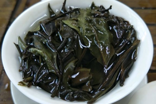 福鼎白茶貢眉和壽眉的區(qū)別，壽眉與貢眉有什么區(qū)別