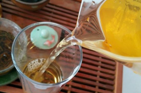 經(jīng)期喝紅茶有什么壞處，女性經(jīng)期可以喝紅茶嗎