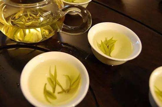 黃茶不適合哪些人喝，黃茶的功效與作用禁忌