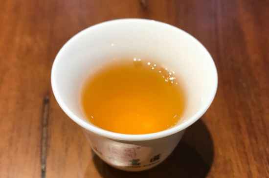 正山小種金駿眉哪個(gè)好，金駿眉正山小種的區(qū)別