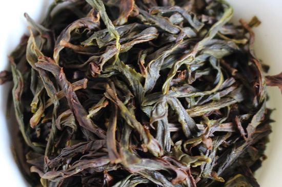 蜜蘭香和鴨屎香區(qū)別，鳳凰單樅鴨屎香vs蜜蘭香圖片對比