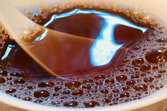 大紅袍煙熏味是好茶嗎，能不能喝對人體有壞處嗎