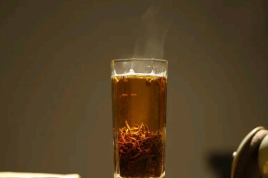 一天3杯紅茶抗癌，常飲紅茶對身體有好處！