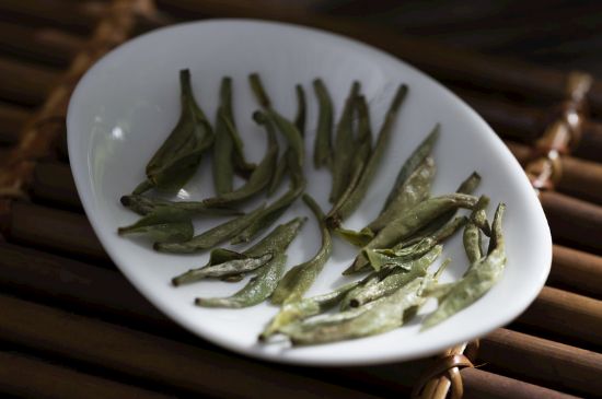 新白毫銀針和老白毫銀針的區(qū)別，新老白毫銀針的品質特征