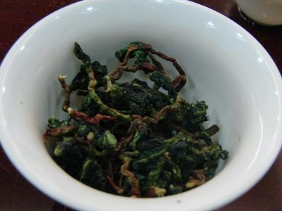 鐵觀音毛茶茶梗可以泡水喝嗎，鐵觀音帶梗是不是好茶？