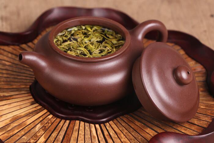 紫砂壺如何開壺，正確的<a href=http://m.nanfanggl.com/chaju/zisha/ target=_blank class=infotextkey>紫砂壺開壺</a>方法